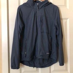 Women’s windbreaker